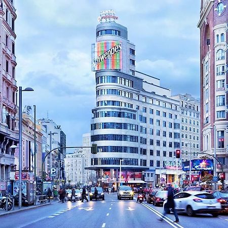 Punta Me Suites Next To Gran Via Мадрид Экстерьер фото